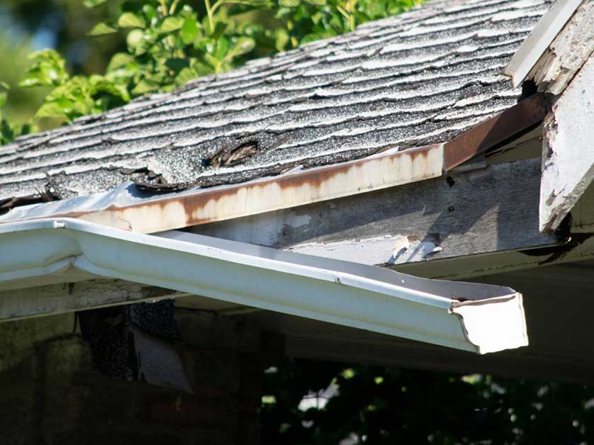 Different Ways Wind Can Damage Your Gutters